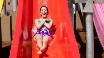 Free Fall- Wetnjoy Water Park