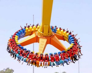 Giant Frisbee - Wetnjoy Amusement Park