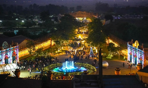Amusement park by night at Wet'nJoy Lonavala Park
